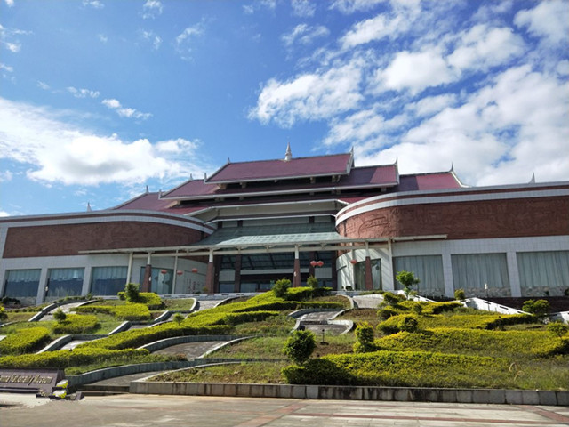 西雙版納民族博物館設計占地2萬多平，展廳設計面積4300平方米